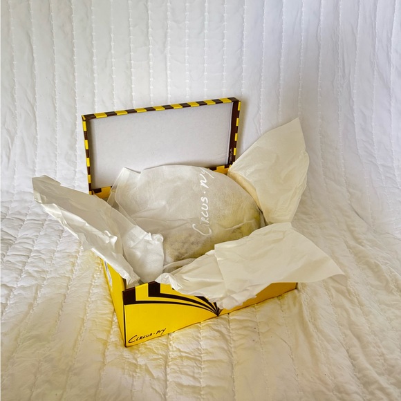 NWT Sam Edelman Velvet Booties - Picture 2 of 6